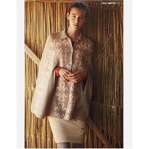Anthropologie Madchen Flowering Pompana Intarsia Floral Beige Sweater Cape XS